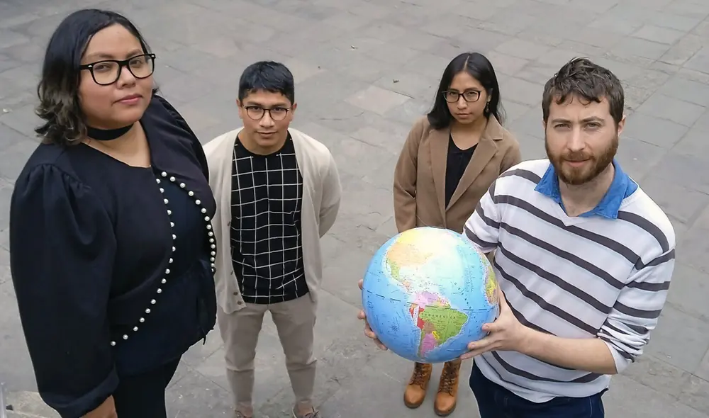 Investigadores Vivien Bonnesoeur, Guisella León, Adrián Huerta y Rossi Taboada. Foto: Oscar Miranda/La República Investigadores Vivien Bonnesoeur, Guisella León, Adrián Huerta y Rossi Taboada. Foto: Oscar Miranda/La República
