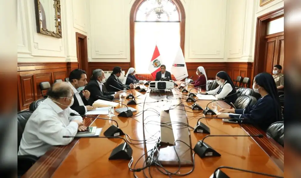Vicente Zeballos se reunió con la bancada del Frepap en la sede de la PCM. Foto: PCM. Vicente Zeballos se reunió con la bancada del Frepap en la sede de la PCM. Foto: PCM.