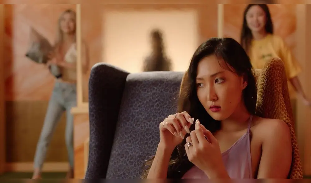 Desliza para ver más fotos de Hwasa de MAMAMOO y el MV "Maria". Créditos: RBW Ent. Desliza para ver más fotos de Hwasa de MAMAMOO y el MV "Maria". Créditos: RBW Ent.