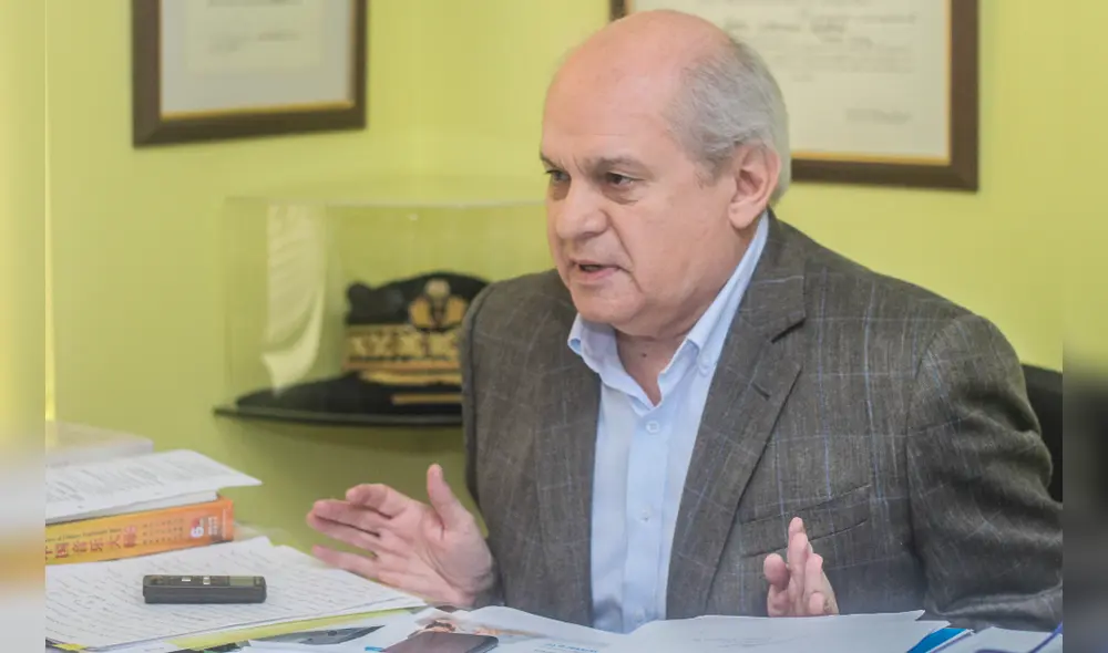 Pedro Cateriano y otros once constitucionalistas renunciaron al Consejo Consultivo de la Comisión de Constitución del Congreso. Foto: La República.