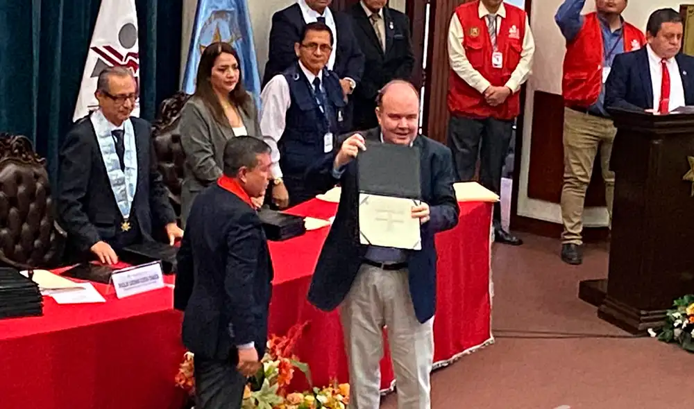 Rafael López Aliaga