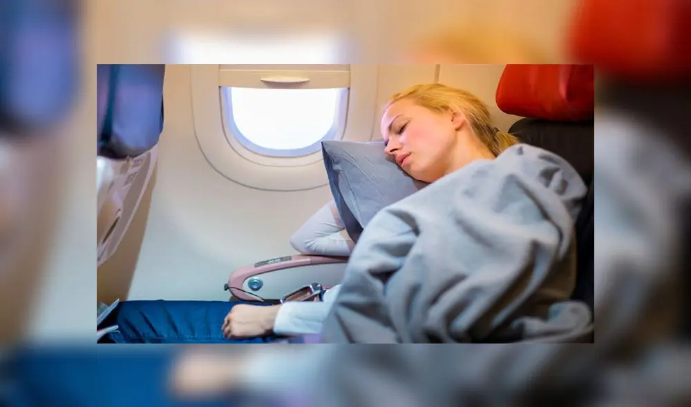 Tiffani Adams se había quedado dormida a mitad del vuelo. Despertó a oscuras. Foto: Difusión. Tiffani Adams se había quedado dormida a mitad del vuelo. Despertó a oscuras. Foto: Difusión.