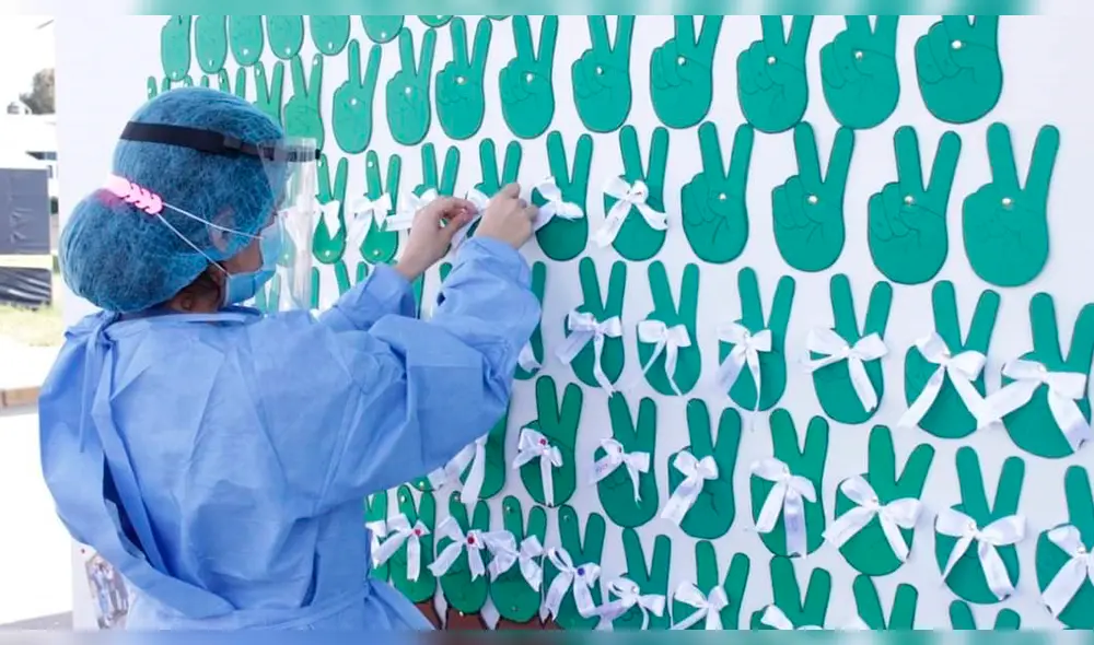 El "árbol de la victoria" en Chimbote.