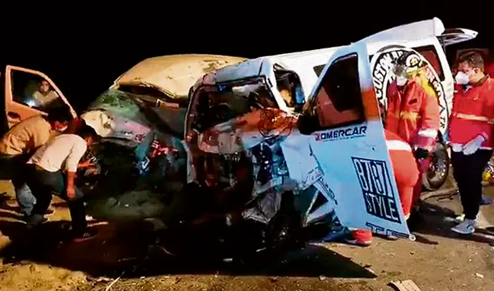 Frontal. Las unidades impactaron a gran velocidad, estimaron peritos de la Policía de Ica.