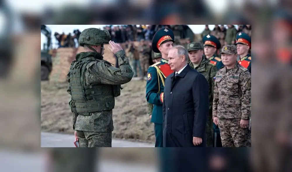 En los últimos años, ha habido un acercamiento militar entre Rusia y China, lo que se ha reflejado en simulacros conjuntos. Foto: EFE.