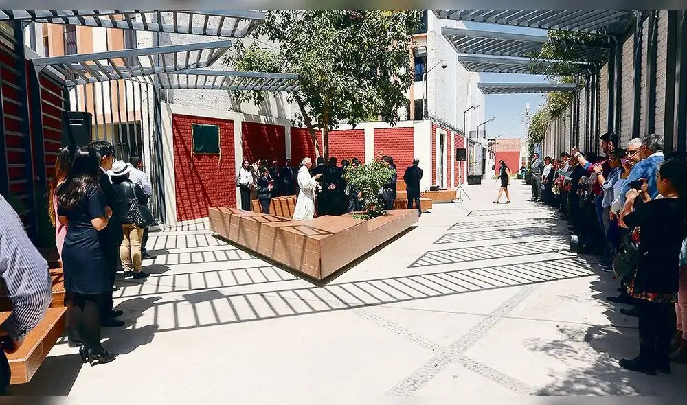 Arequipa: Universidad Católica bajará sus pensiones en 50% 