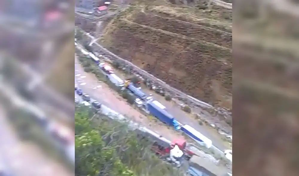 Usuarios demoran para llegar a sus destinos. Usuarios demoran para llegar a sus destinos.