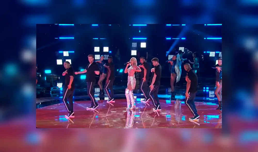 Dua Lipa: Mira su presentación en la final de The Voice [VIDEO]