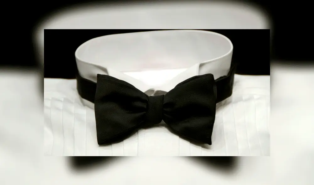 “Usar vestido sería humillante”: una estudiante fue excluida del anuario por vestir de esmoquin [FOTOS]