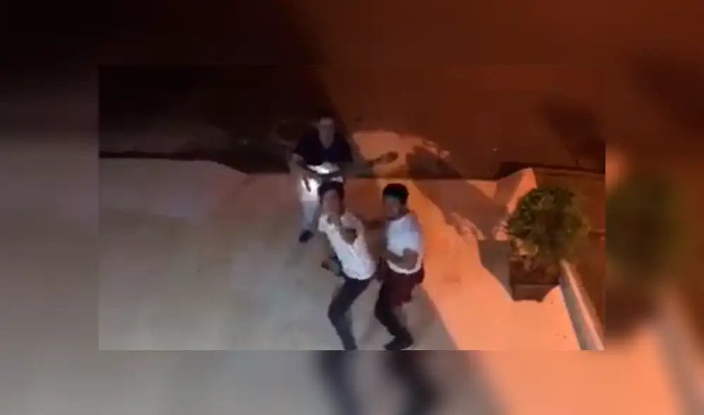 Facebook viral: pensó que su enamorado le dedicaría una romántica serenata, pero ocurrió lo contrario [VIDEO]