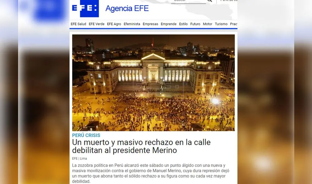 A market trader shows different currency notes in Caracas on March 10, 2019, during the third day of a massive power outage which has left Venezuelans without communications, electricity and water. - The unprecedented power outage already left 15 patients dead and threatens to extend indefinitely, increasing distress for the severe political and economic crisis hitting the oil-rich South American nation. (Photo by Cristian Hernandez / AFP) A market trader shows different currency notes in Caracas on March 10, 2019, during the third day of a massive power outage which has left Venezuelans without communications, electricity and water. - The unprecedented power outage already left 15 patients dead and threatens to extend indefinitely, increasing distress for the severe political and economic crisis hitting the oil-rich South American nation. (Photo by Cristian Hernandez / AFP)