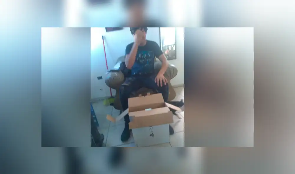 Facebook viral: futuro papá empeña su PlayStation 4 para comprar pañales y ropa de bebé [VIDEO]