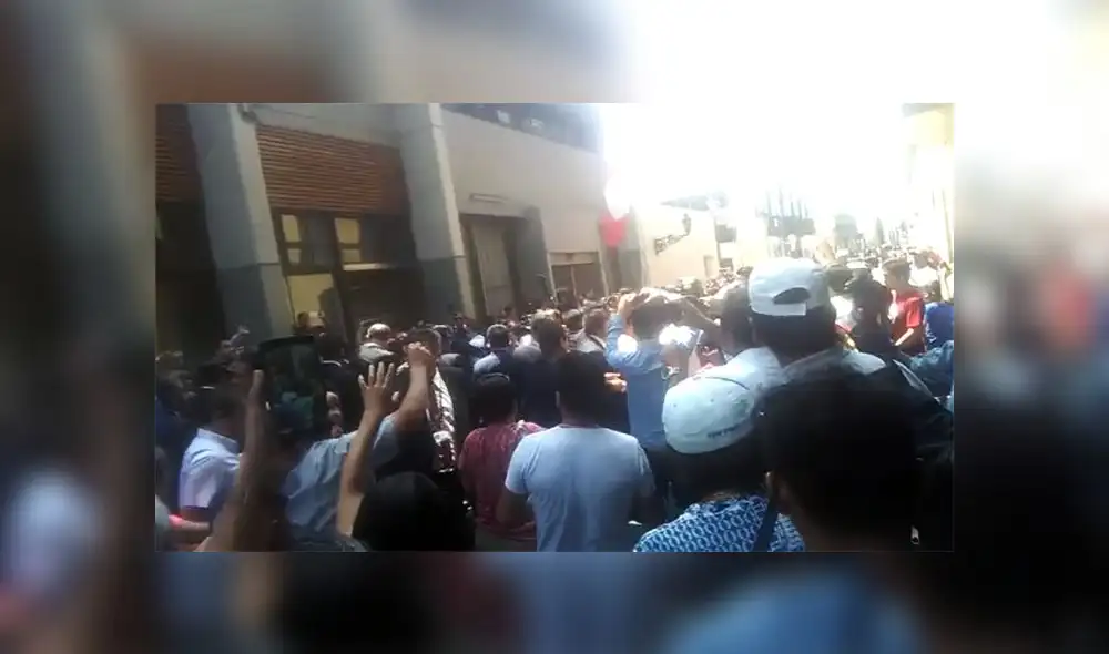 Ciudadanía apoya a Vizcarra tras presentar proyecto de ley [VIDEO]