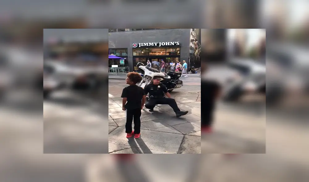 En Facebook, un pequeño quedó impactado con el talento que mostró el policía al aceptar su reto de baile. En Facebook, un pequeño quedó impactado con el talento que mostró el policía al aceptar su reto de baile.