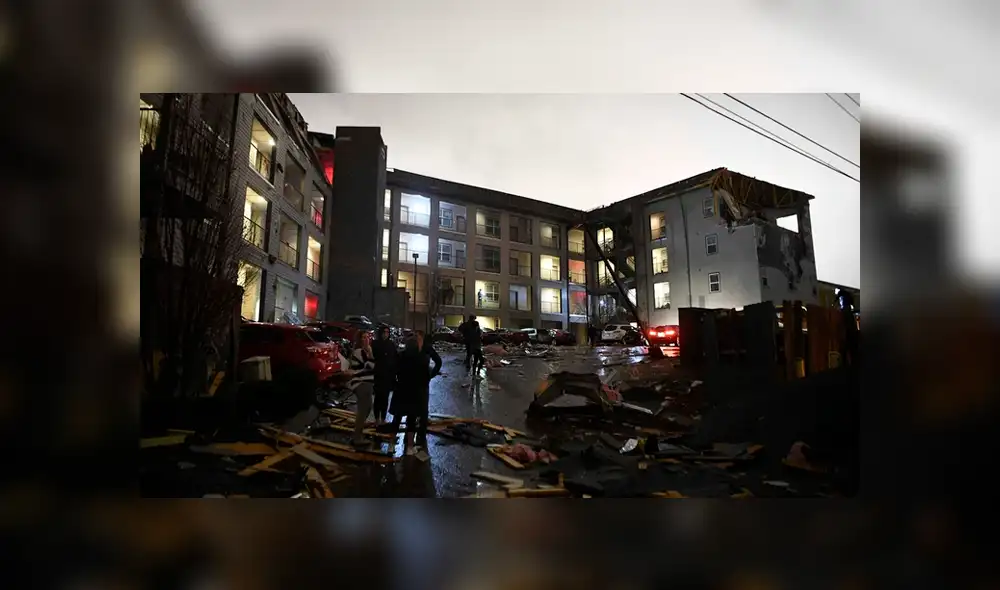 El paso del tornado dejó sin energía eléctrica a distintos condados de Tennessee. Foto: AP.