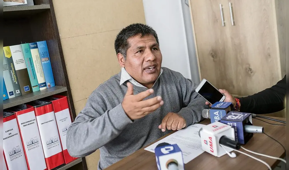 posición. Para el congresista Quito, tras la vacancia de Castillo, Boluarte debió renunciar.