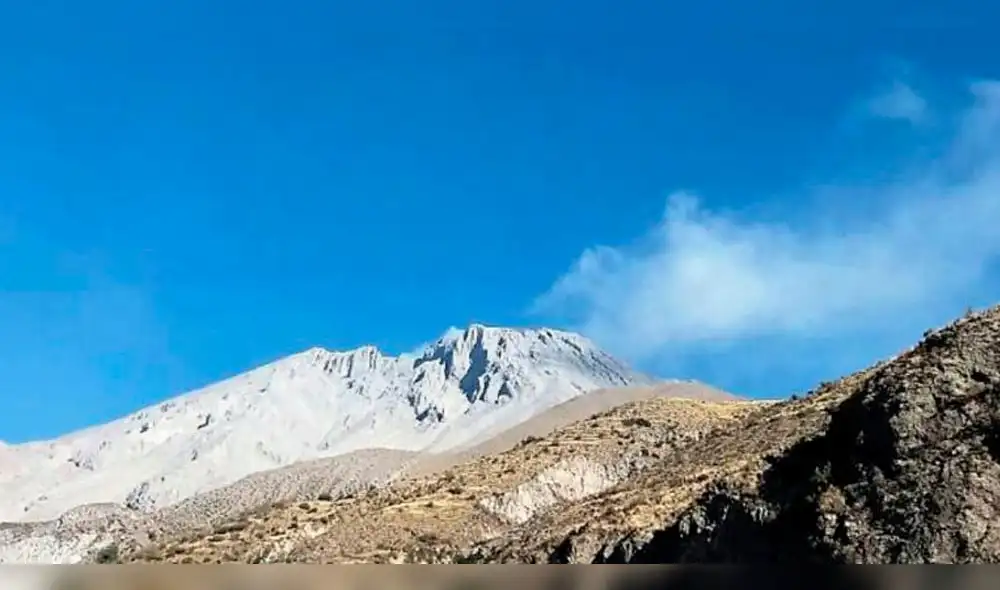Alerta por actividad sísmica en el volcán Ubinas en Moquegua 