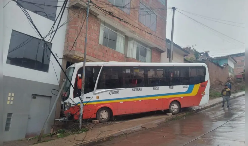 Cusco. Propietaria de inmueble pide que el responsable del siniestro se haga cargo de los daños. Foto: PNP