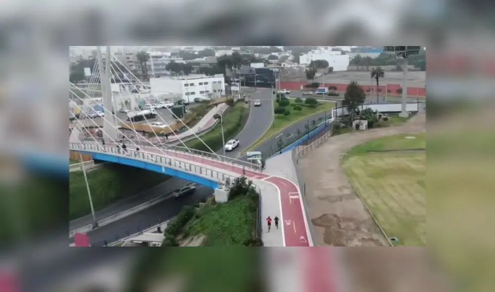 Alcalde Augusto Cáceres aseguró que la reja que restringe el paso a la ciclosenda nunca se cerrará. (Foto: Captura de video / América Noticias)