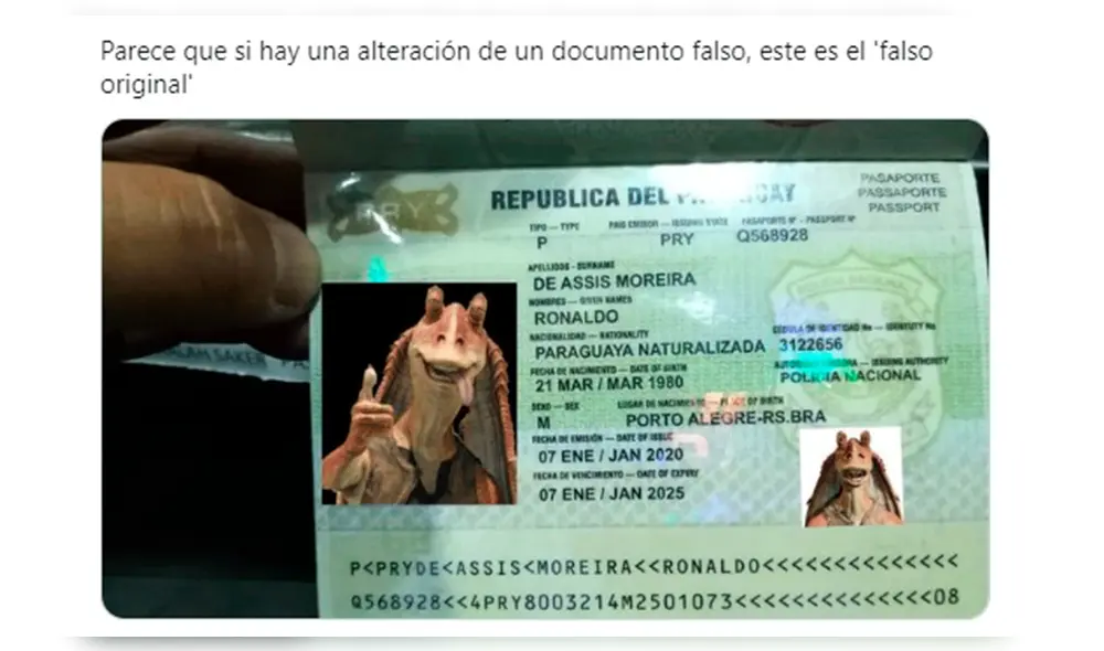 Ronaldinho es víctima d divertidos memes tras usar identificación falsa en Paraguay.