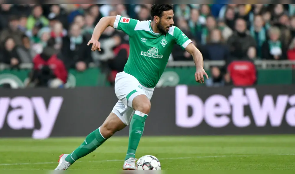 Claudio Pizarro confesó que pudo jugar en Real Madrid, Foto: AFP