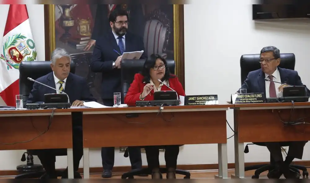 Comisión de Ética pide a Daniel Salaverry que se revise su caso en esta legislatura Comisión de Ética pide a Daniel Salaverry que se revise su caso en esta legislatura