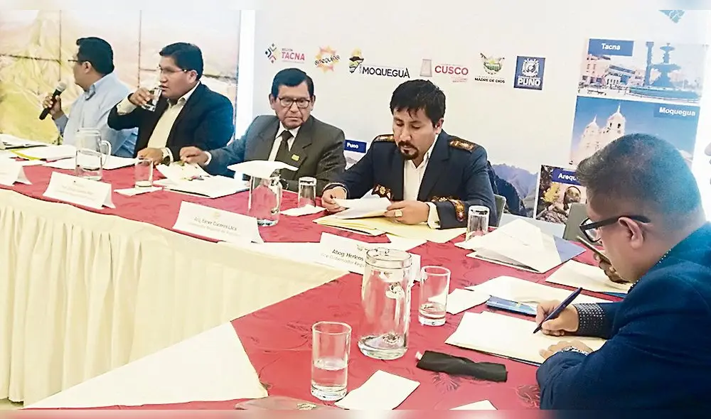 gestión. Gobernadores se reunieron en Moquegua para determinar qué proyectos requieren para su desarrollo. gestión. Gobernadores se reunieron en Moquegua para determinar qué proyectos requieren para su desarrollo.