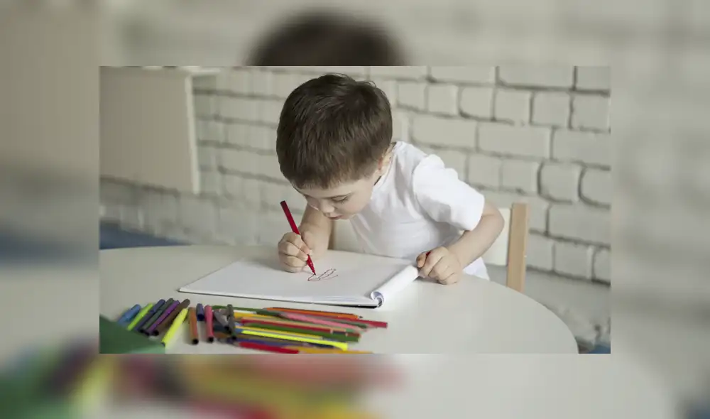 Timothy confesó que cuando recibió la respuesta de Isabel II se sintió "muy especial, feliz y emocionado". Foto: referencial. Timothy confesó que cuando recibió la respuesta de Isabel II se sintió "muy especial, feliz y emocionado". Foto: referencial.