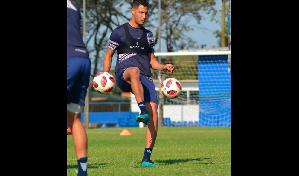 Olimpia vs. Sol de América por la Primer División de Paraguay. Olimpia vs. Sol de América por la Primer División de Paraguay.
