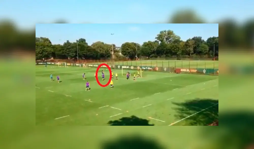Claudio Pizarro anotó un soberbio golazo en entrenamiento del Werder Bremen [VIDEO]