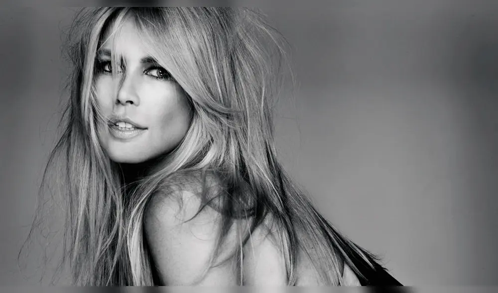 Claudia Schiffer fue captada en bikini a sus 47 años [FOTOS]