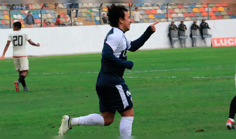 Universitario refuerza su equipo con habilidoso volante [FOTO]