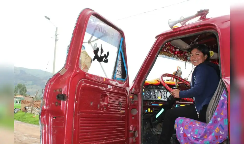 Camionera representó a las microempresarias peruanas en foro presidido por la reina de España Camionera representó a las microempresarias peruanas en foro presidido por la reina de España