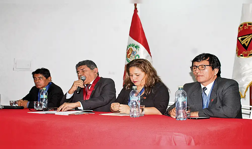 Pronunciamiento. Rafael Lama More del CIP Sullana dijo que con PTAR no se acabaría colapso de los desagües en la ciudad. Pronunciamiento. Rafael Lama More del CIP Sullana dijo que con PTAR no se acabaría colapso de los desagües en la ciudad.