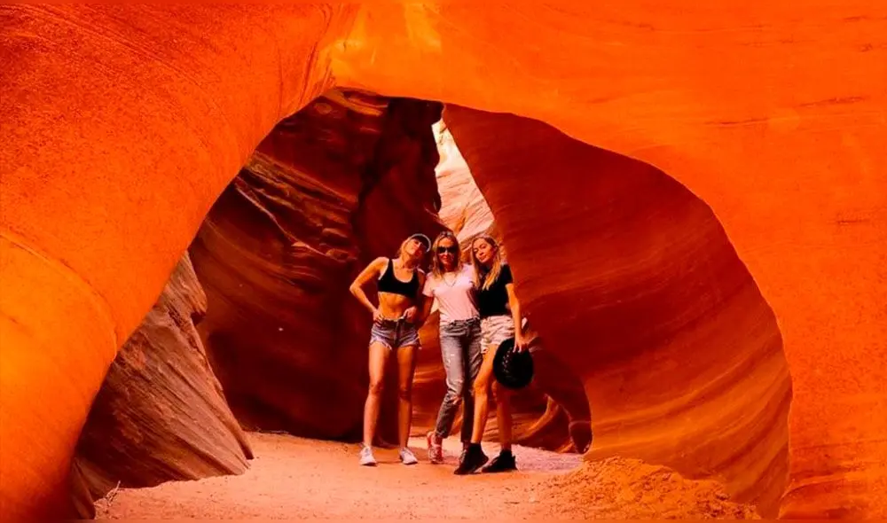 Miley Cyrus recibe fuerte crítica de parte de su madre