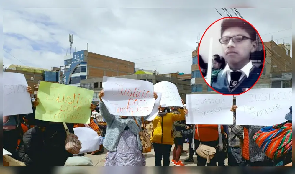 Puno. Familiares de Jampier no olvidan su cruel muerte y piden justicia frente a Poder Judicial en Juliaca. Puno. Familiares de Jampier no olvidan su cruel muerte y piden justicia frente a Poder Judicial en Juliaca.