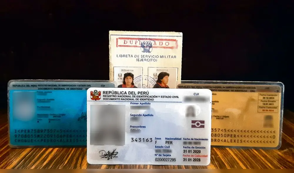 evolución de identidad. Los peruanos portaron distintos documentos de identidad. En sus orígenes solo servían para votar.