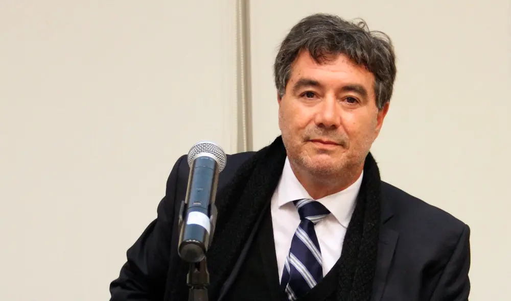 Poder Judicial dictó 18 meses de impedimento de salida para Fernando Cantuarias. Poder Judicial dictó 18 meses de impedimento de salida para Fernando Cantuarias.