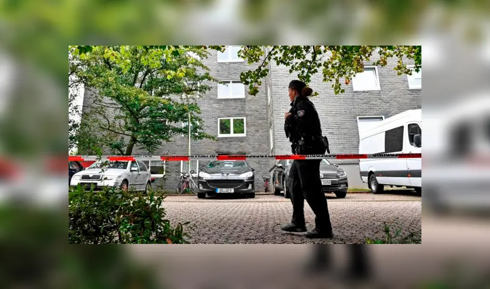 La Policía confirmó este jueves 3 de septiembre la muerte de cinco niños en el piso de un edificio residencial. Foto: AP / Martin Meissner