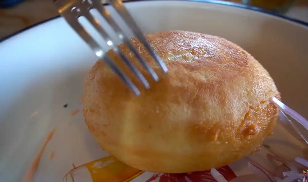 Desliza las imágenes para ver el aspecto de este costoso platillo peruano ofrecido en un restaurante criollo. Foto: captura de YouTube/El Cholo mena