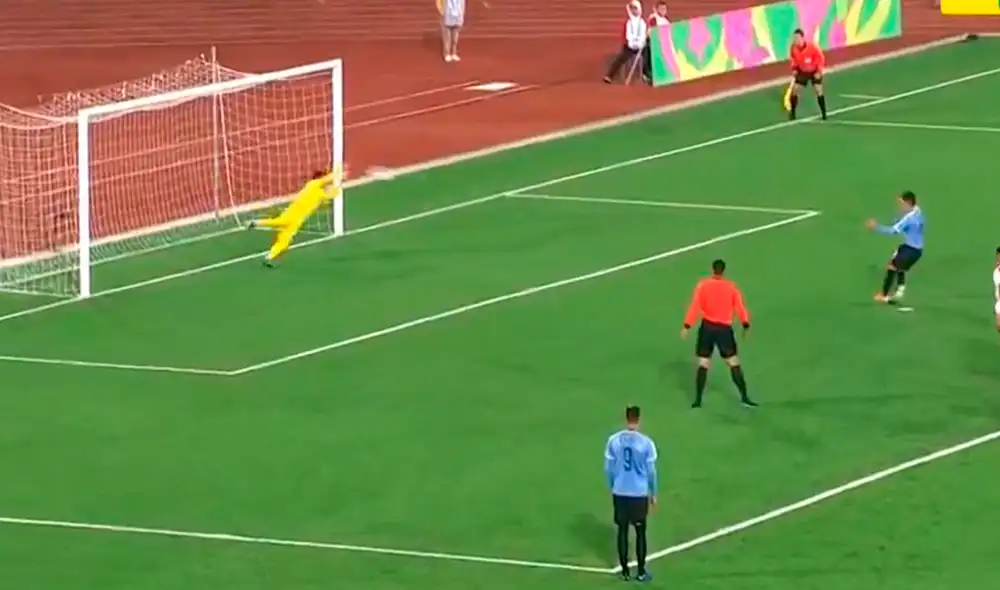 Carlos Cáceda atajó un penal y evitó la goleada de Uruguay sobre Perú en los Juegos Panamericanos 2019. | Foto: TV Perú