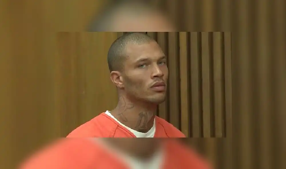 El preso más guapo del mundo se robó miradas en Milan Fashion Week [FOTOS]