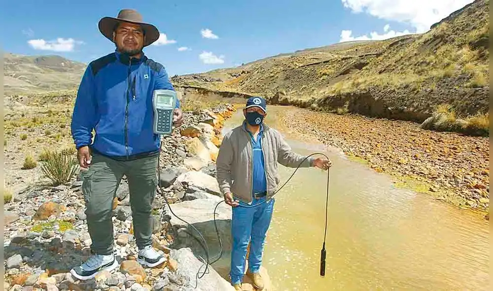 verificación. Pobladores tienen certeza de que aguas de río resultaron contaminadas por actividad minera. verificación. Pobladores tienen certeza de que aguas de río resultaron contaminadas por actividad minera.