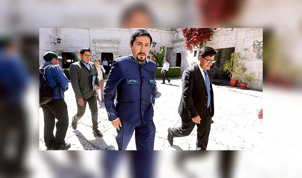 CUESTIONADO. El gobernador de Arequipa anuló el contrato de servidumbre de 49 hectáreas a Southern, dueña de Tía María. CUESTIONADO. El gobernador de Arequipa anuló el contrato de servidumbre de 49 hectáreas a Southern, dueña de Tía María.