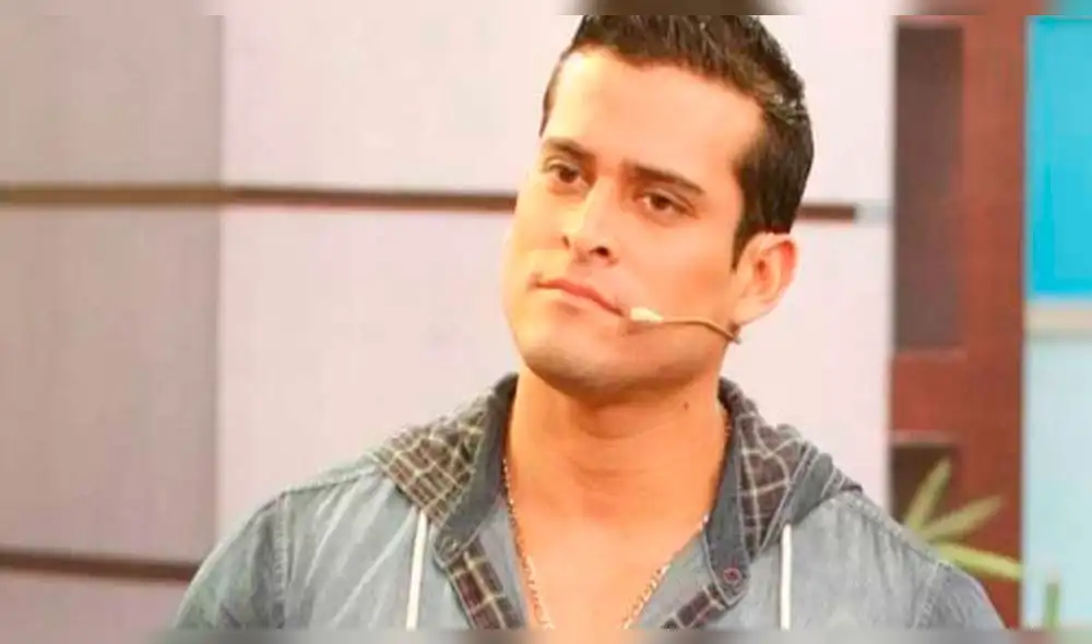 La cantante también se pronunció tras ser tildada como 'la manzana de la discordia' entre 'Chabelita' y Christian Domínguez. La cantante también se pronunció tras ser tildada como 'la manzana de la discordia' entre 'Chabelita' y Christian Domínguez.