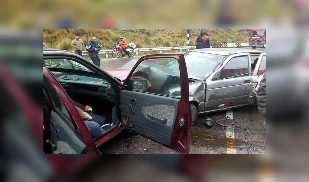 Accidentes de tránsito: choque entre dos autos dejan varios heridos en ...