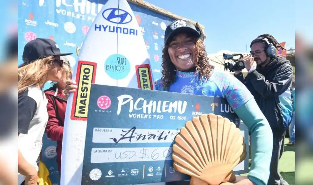 Analí Gómez se coronó campeona mundial de surf femenino en Chile