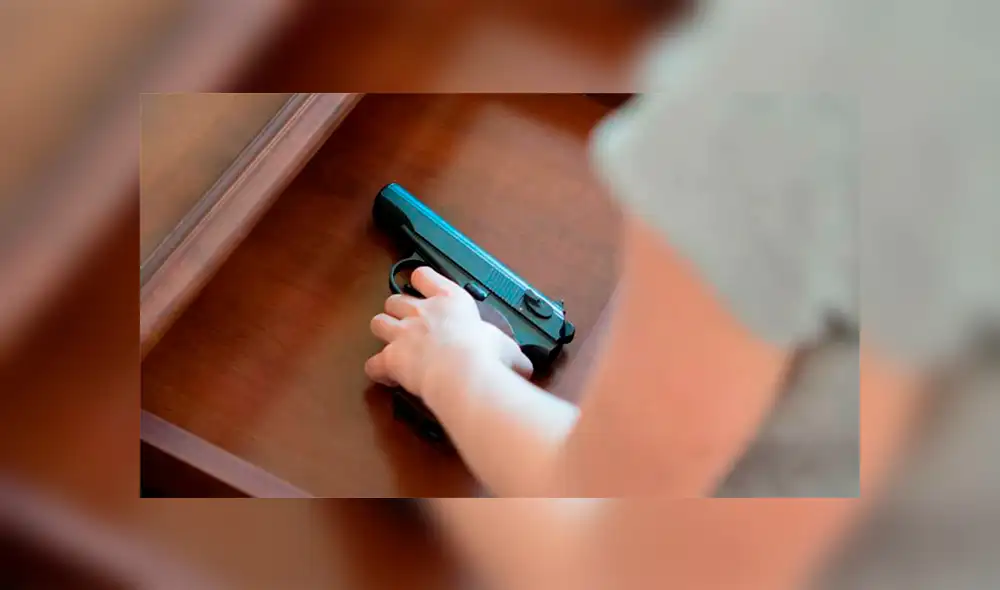 Niño de 3 años encuentra pistola y dispara contra su madre Niño de 3 años encuentra pistola y dispara contra su madre