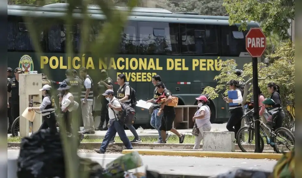 Operativo policial a San Marcos Operativo policial a San Marcos