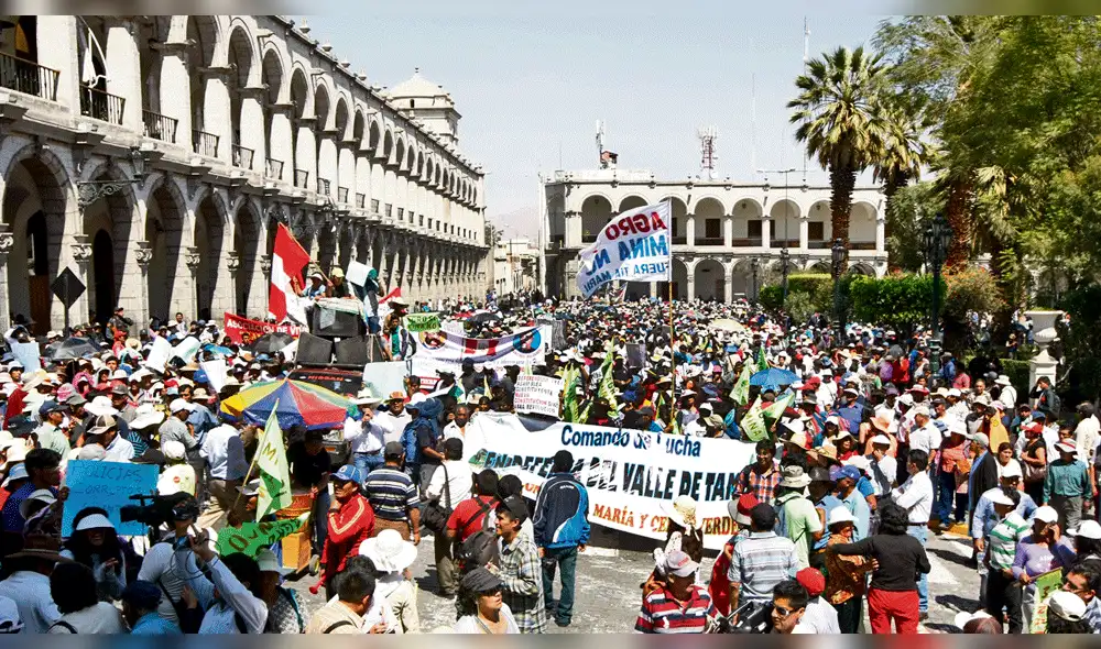 Dirigentes del Tambo le exigen claridad a Vizcarra sobre proyecto Tía María